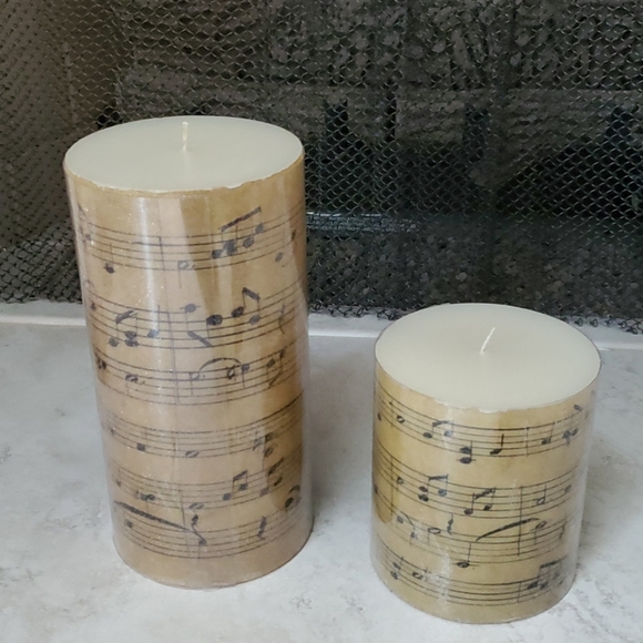 π―POTTERY BARN MUSIC NOTE CANDLESπ― - Picture 3 of 7